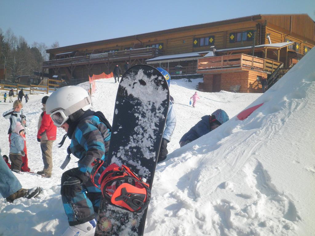 Sport-hotel Šibeniční vrch Mnichovice Exterior foto