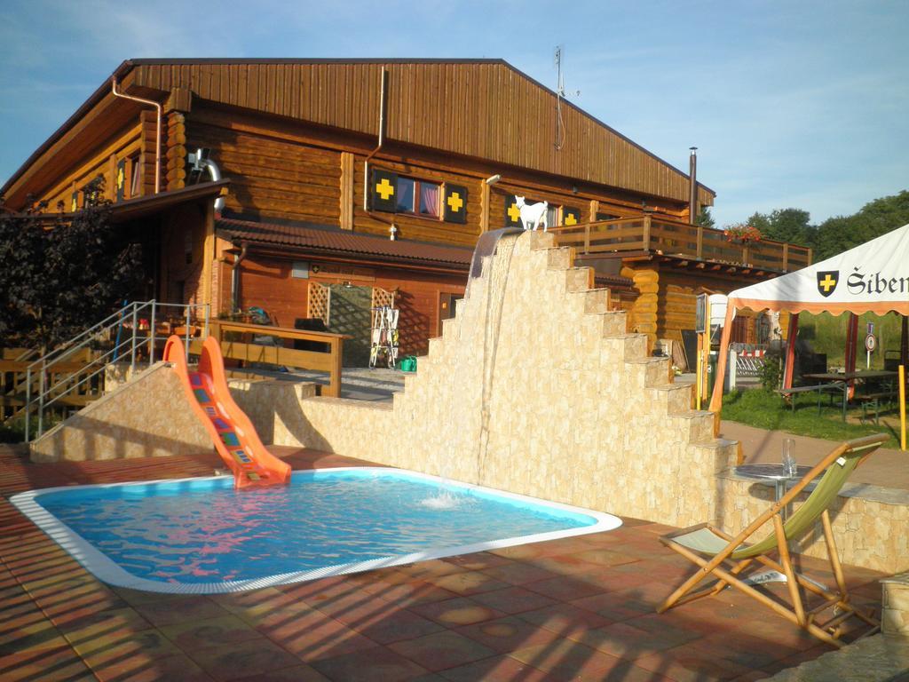 Sport-hotel Šibeniční vrch Mnichovice Exterior foto
