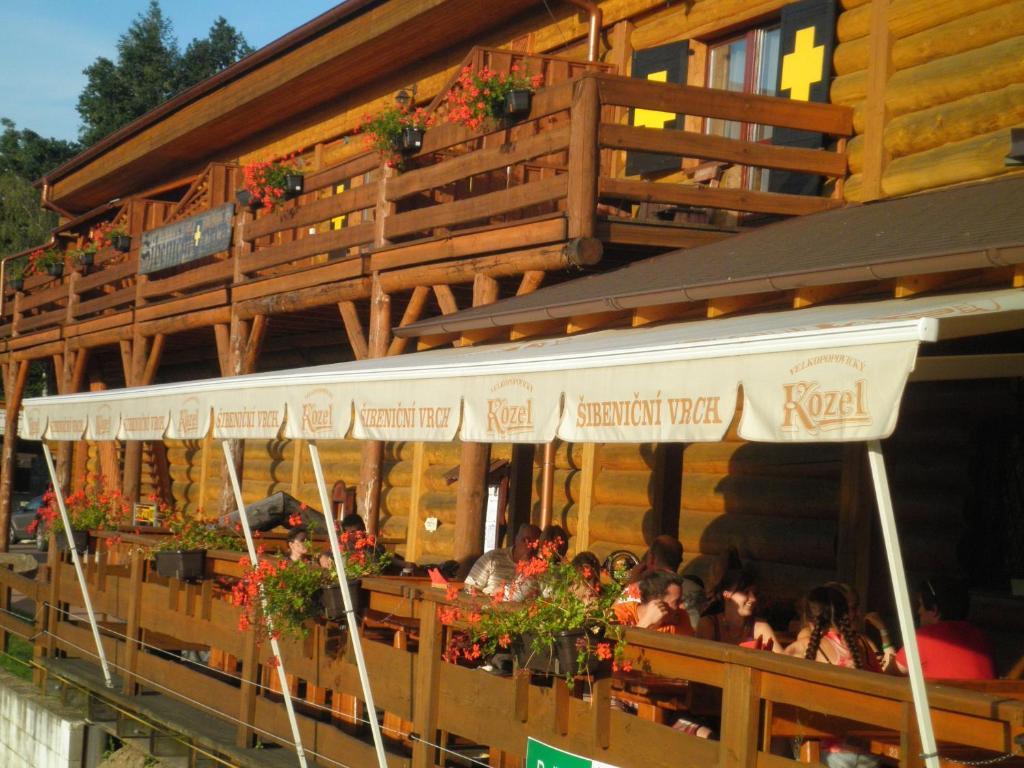 Sport-hotel Šibeniční vrch Mnichovice Exterior foto